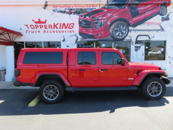 Jeep Gladiator LEER 100XQ with Hitch and Tint - TopperKING : TopperKING ...