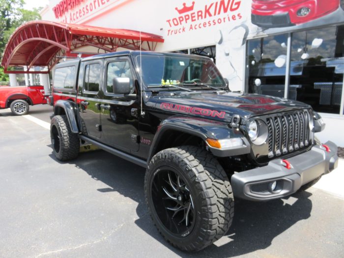 2022 black Jeep Gladiator with Leer 100XQ - TopperKING : TopperKING